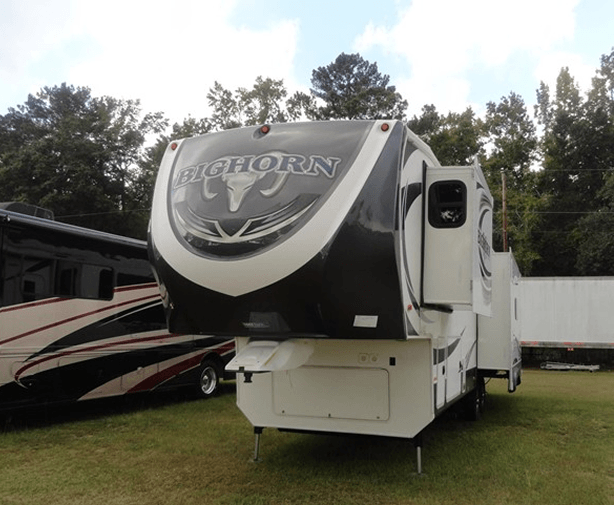 2015 HEARTLAND BIGHORN 3160EL