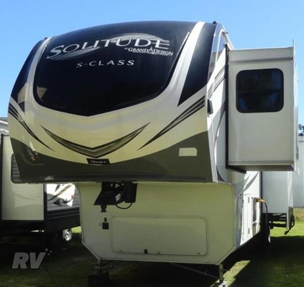 2023 GRAND DESIGN SOLITUDE S CLASS 3950BH